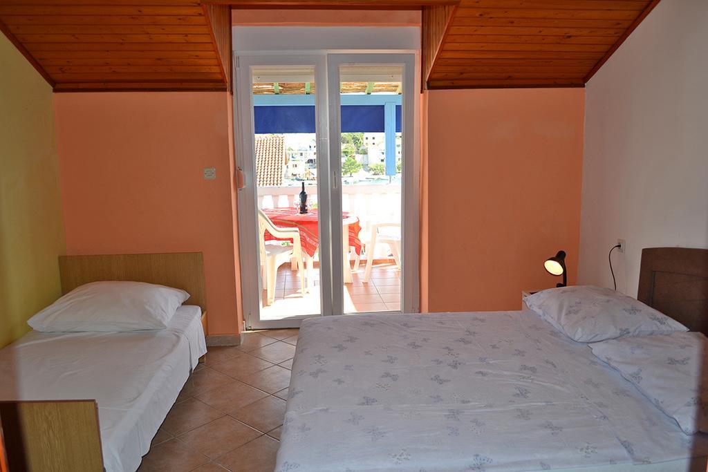 Apartmani Delfin Grebaštica Zewnętrze zdjęcie